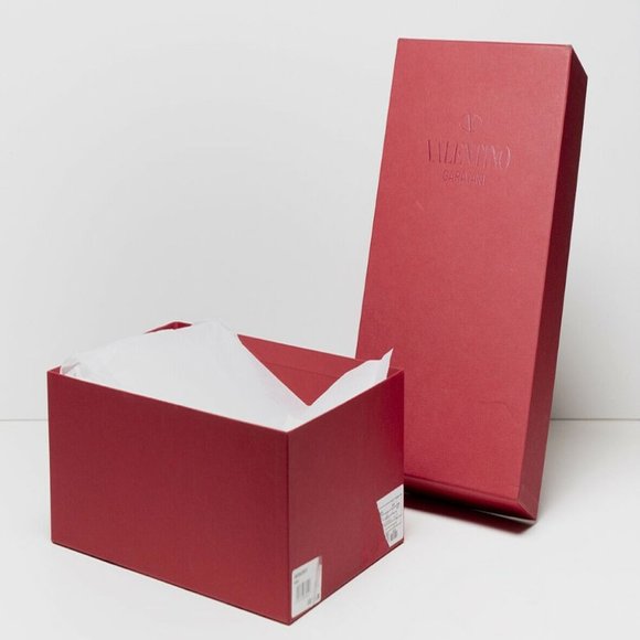 ✅🗣🚨🔴SALE🔴📢VALENTINO Authentic EMPTY BOX Display SHOE BOX🚨📢🤑BUY NOW🤑🛍️ - Picture 1 of 13